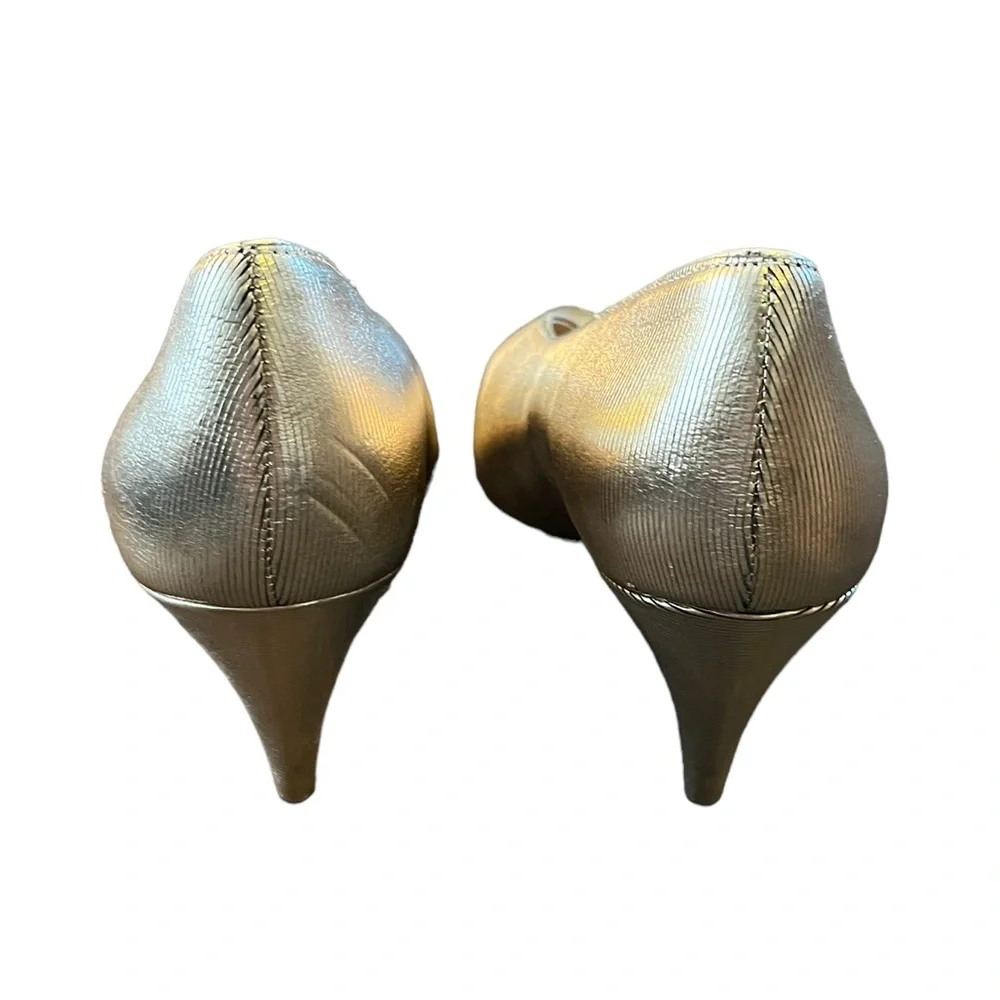 Free People Florence Pumps | Gold & Black | Women’s 38 - Picture 6 of 7